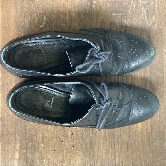 Black leather brogues, size 7, Lavorazione Artigiana in GUC - Picture 5 of 8